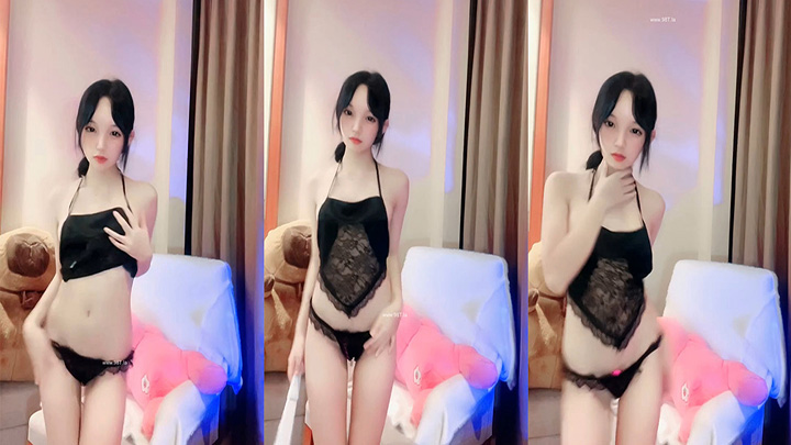 反差裸舞选手-性感情趣古风蕾丝肚兜-全裸舞蹈-跳蛋自慰-扣穴流白浆-粉穴湿漉漉